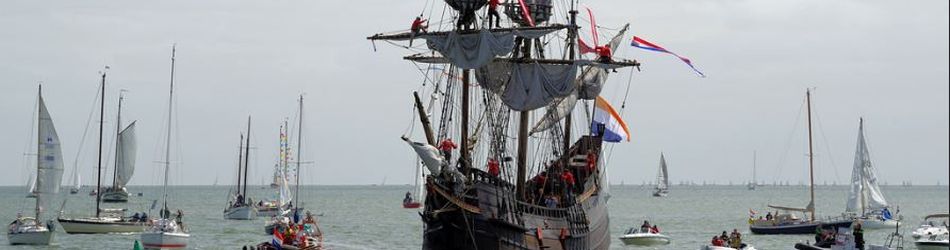 de Halve Maen, in 1609 Henry Hudson approached New York